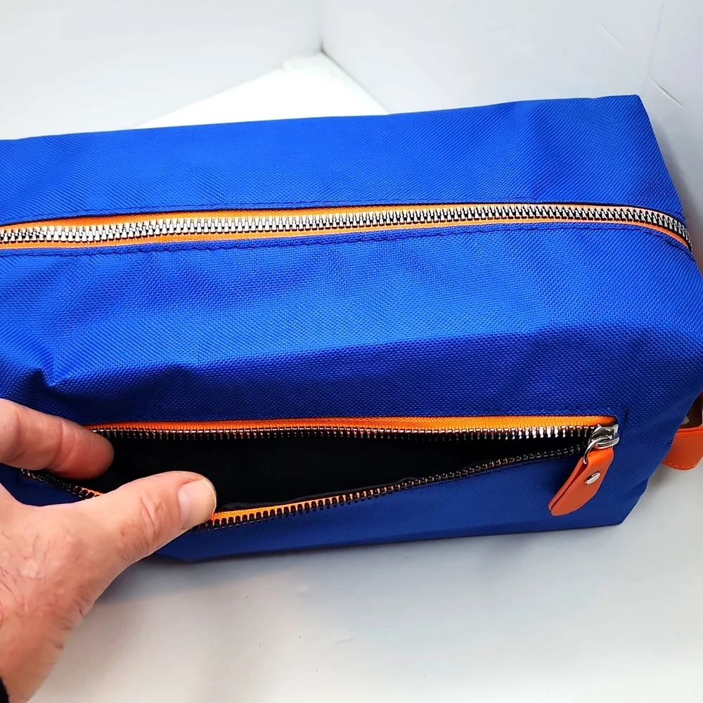 RAE DUNN Toiltry BAG BLUE